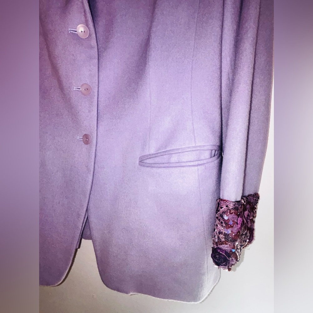 Elegant Lavender  Women's Blazer, Features Embellished Sleeves. - Picture 4 of 10